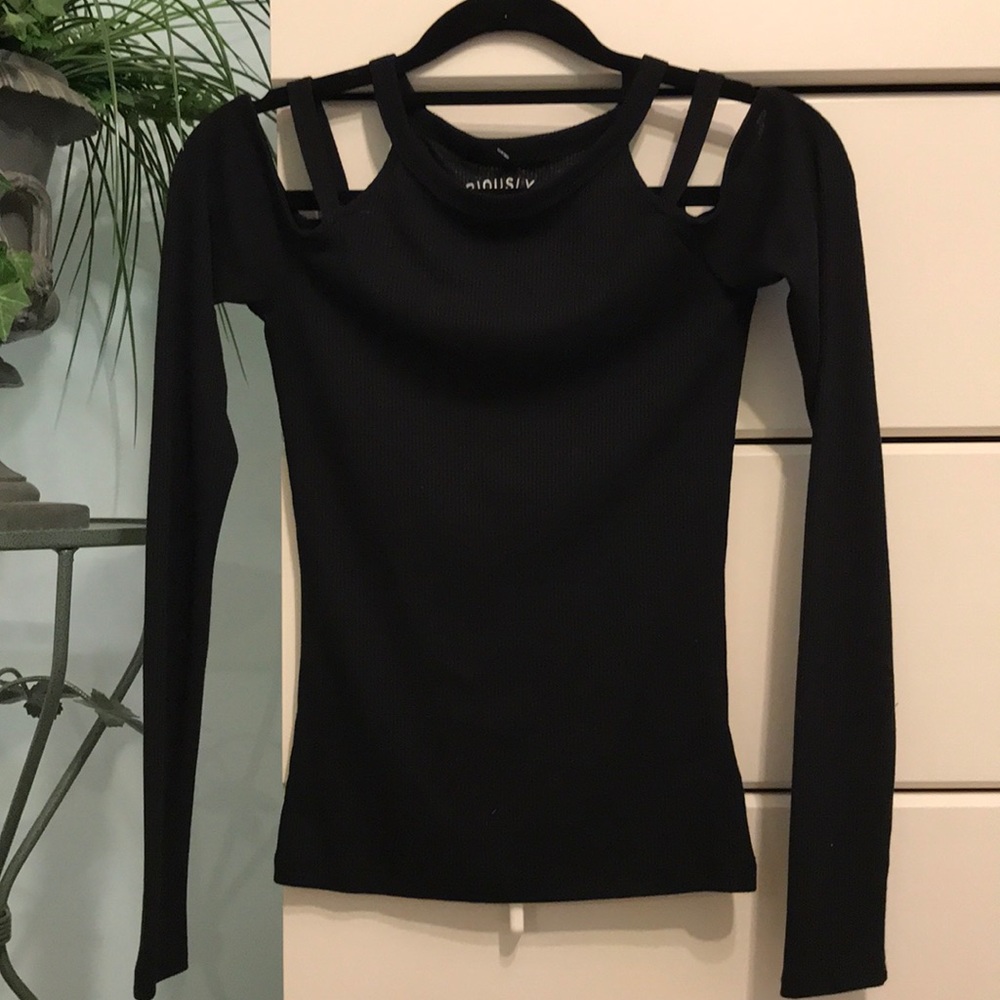 NWT Aeropostale XS Black Off The Shoulder Top